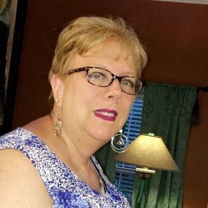 Meet your Posher, Christine